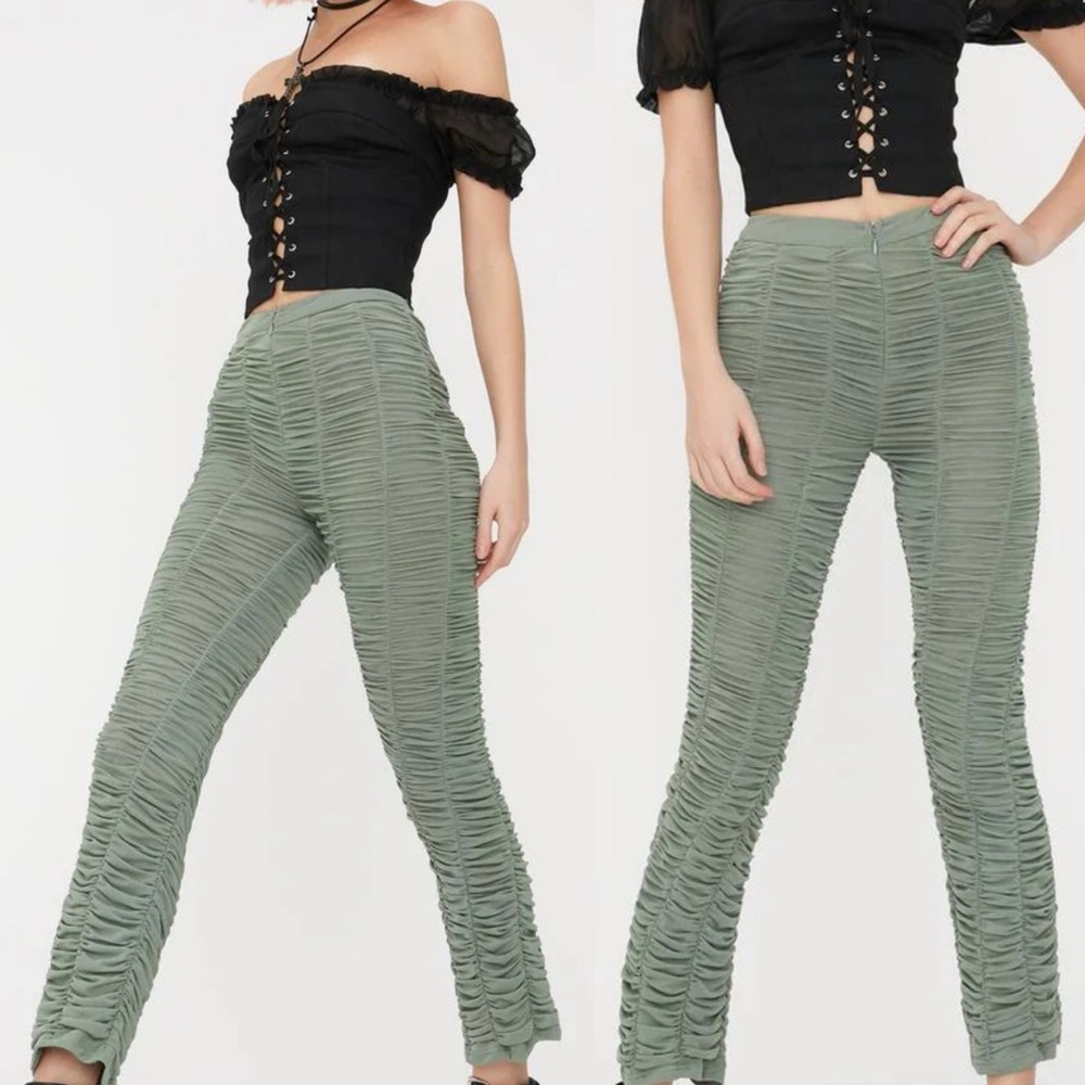 I Am Gia Ophelia Ruched Sage Green Pants Size M